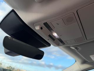 JAGUAR E-Pace usata, con Sensori di parcheggio posteriori