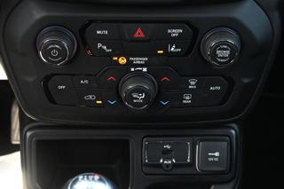 JEEP Renegade usata, con Volante in pelle
