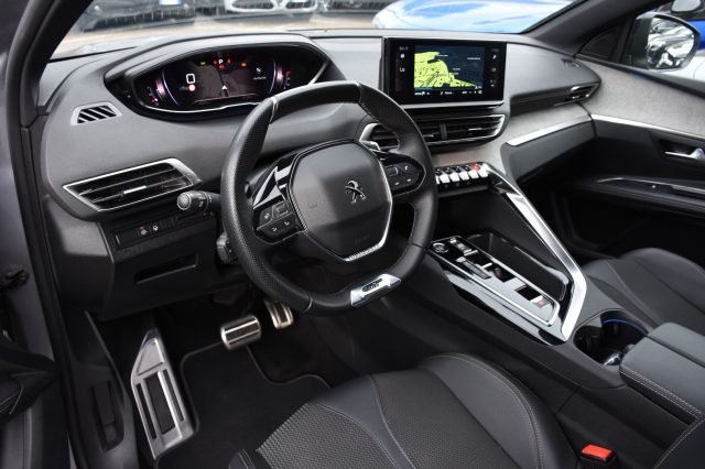 PEUGEOT 5008 usata, con Alzacristalli elettrici
