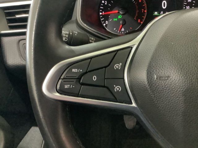 RENAULT Clio usata, con Airbag testa