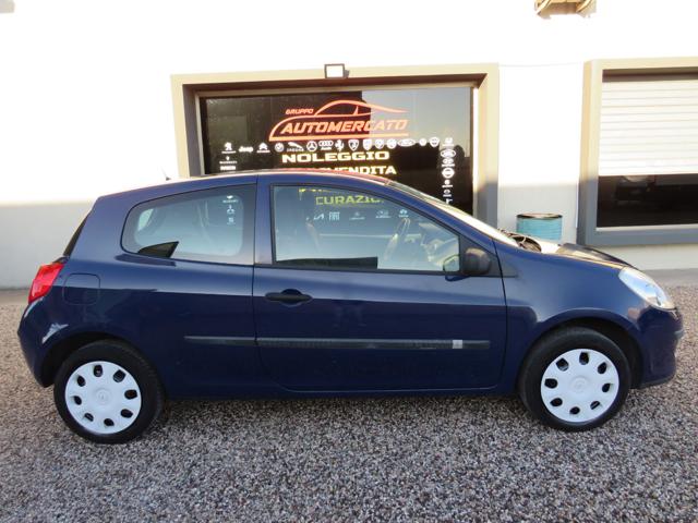 RENAULT Clio usata, con Alzacristalli elettrici