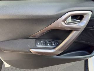 PEUGEOT 2008 usata, con Sensore di pioggia