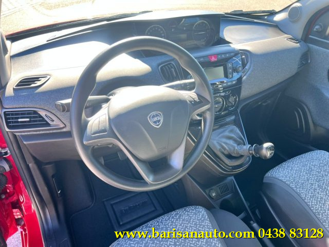 LANCIA Ypsilon usata, con ESP