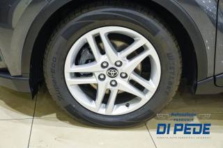 TOYOTA C-HR usata, con Climatizzatore