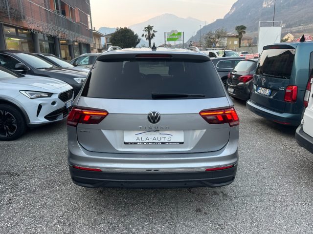 VOLKSWAGEN Tiguan Allspace usata, con Autoradio