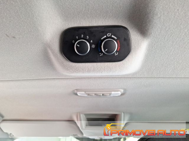 FORD Transit Custom usata, con Autoradio digitale