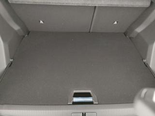 PEUGEOT 2008 usata, con USB