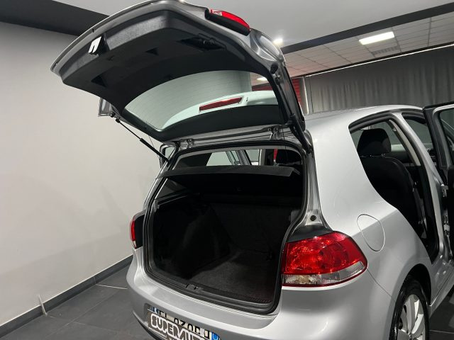 VOLKSWAGEN Golf usata, con Chiusura centralizzata