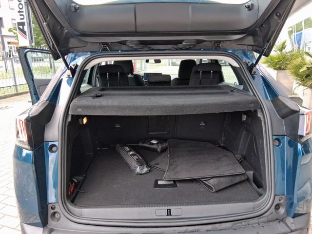 PEUGEOT 3008 usata, con Fari LED