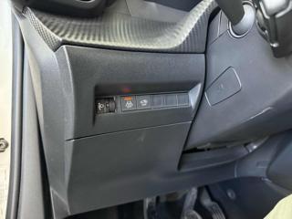 PEUGEOT 2008 usata 21