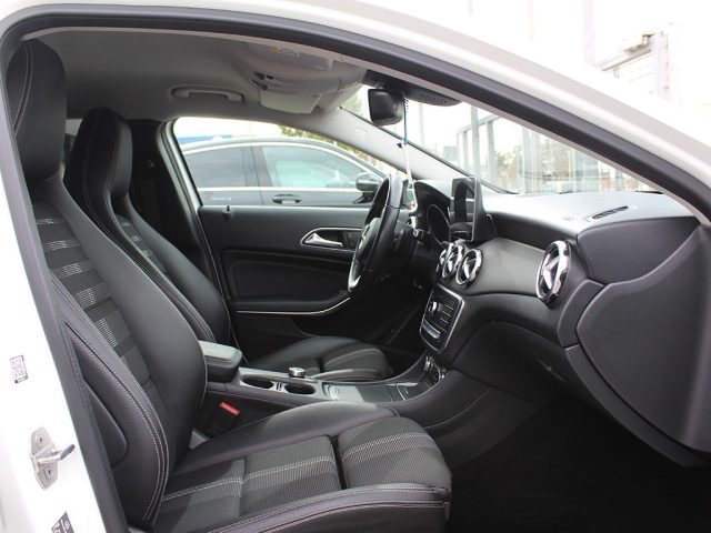 MERCEDES-BENZ GLA 200 usata, con Controllo trazione