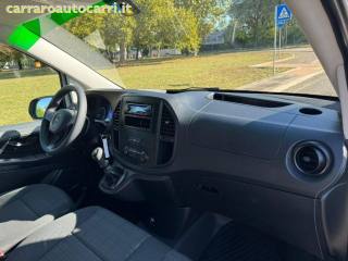 MERCEDES-BENZ Vito usata, con Bluetooth