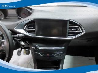 PEUGEOT 308 usata, con Autoradio