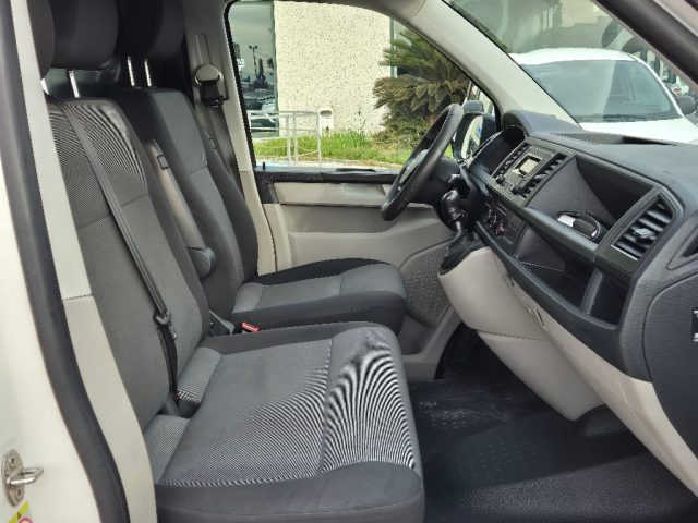 VOLKSWAGEN Transporter usata, con Autoradio digitale