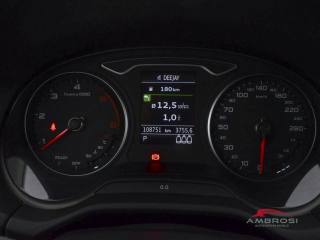 AUDI Q2 usata 12
