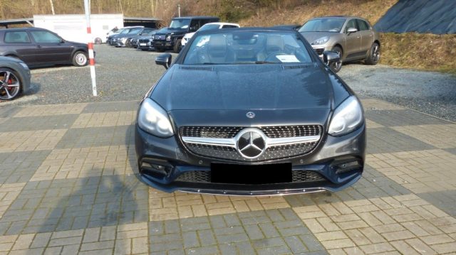 MERCEDES-BENZ SLC 200 usata, con Autoradio