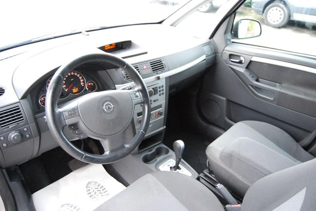 OPEL Meriva usata, con Controllo automatico clima