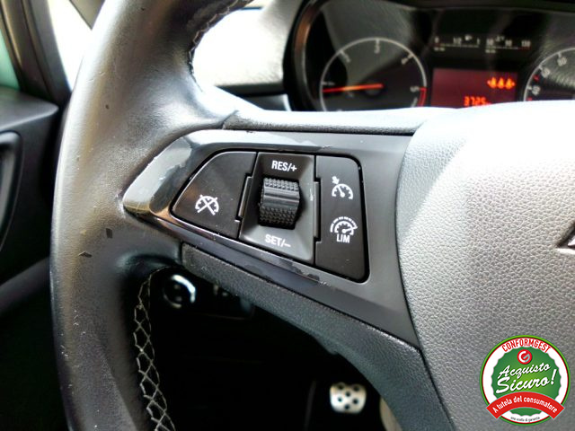 OPEL Corsa usata, con MP3