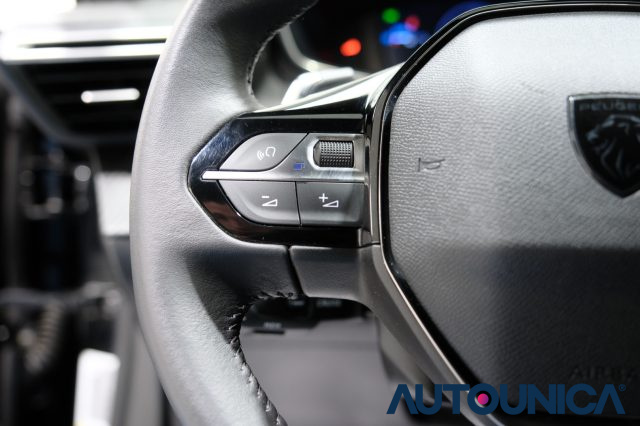PEUGEOT 2008 usata, con Sedili sportivi