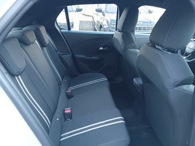 OPEL Corsa usata, con USB