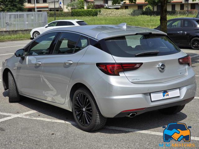 OPEL Astra usata, con Autoradio