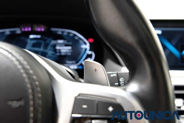 BMW X5 usata, con USB
