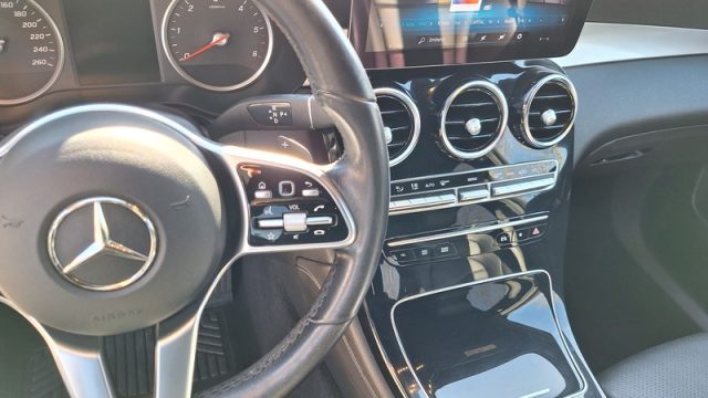 MERCEDES-BENZ GLC 200 usata, con Regolazione elettrica sedili
