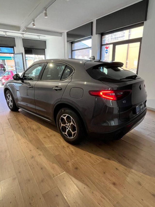 ALFA ROMEO Stelvio usata, con Airbag laterali