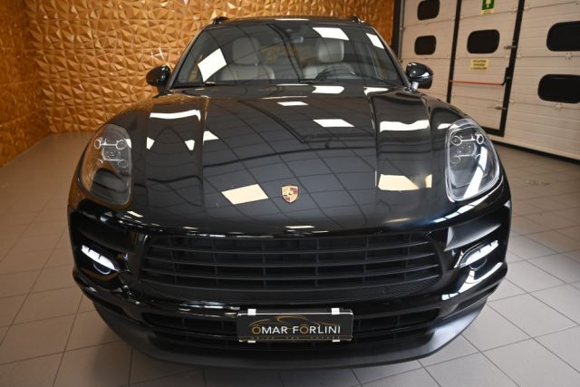 PORSCHE Macan usata 132