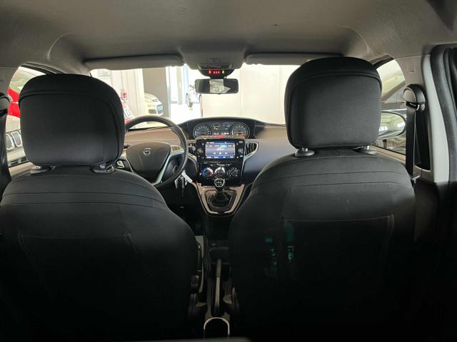 LANCIA Ypsilon usata, con Autoradio digitale