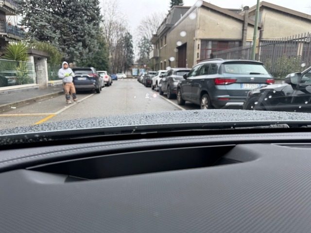 MERCEDES-BENZ E 220 usata, con USB