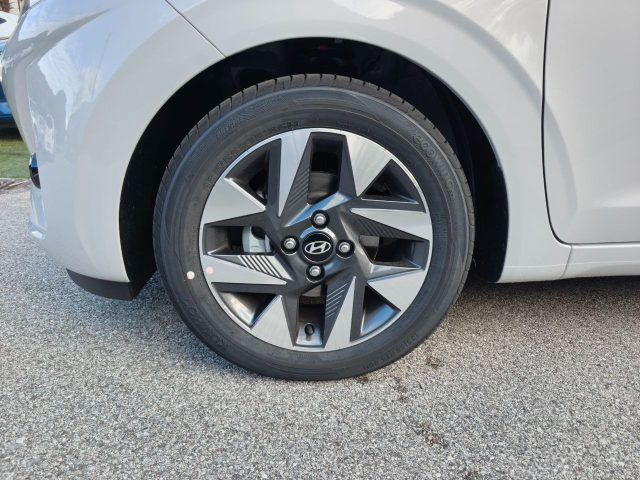 HYUNDAI i10 usata, con Controllo trazione