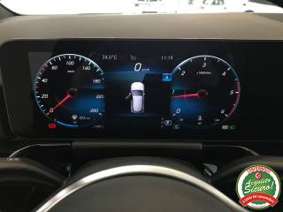 MERCEDES-BENZ GLA 200 usata, con Controllo automatico clima