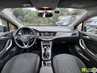 OPEL Astra usata, con Climatizzatore