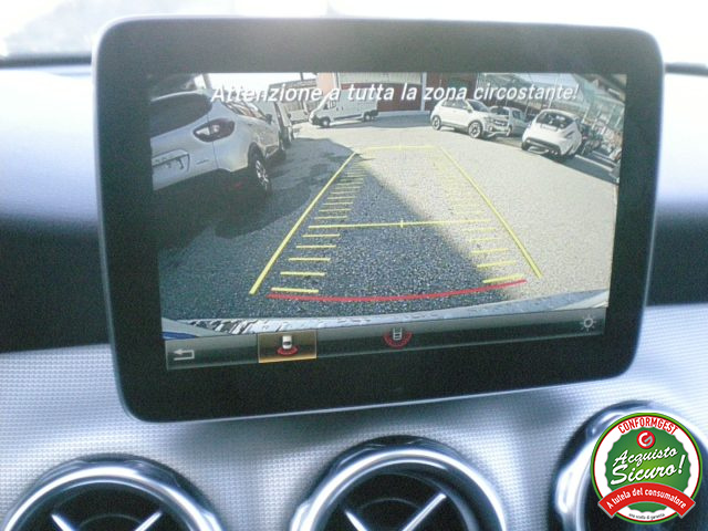MERCEDES-BENZ GLA 200 usata, con Frenata d