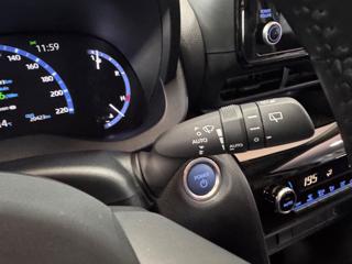 TOYOTA Yaris Cross usata, con Sensori di parcheggio posteriori