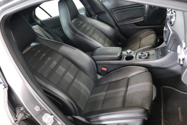 MERCEDES-BENZ GLA 200 usata, con Fari LED