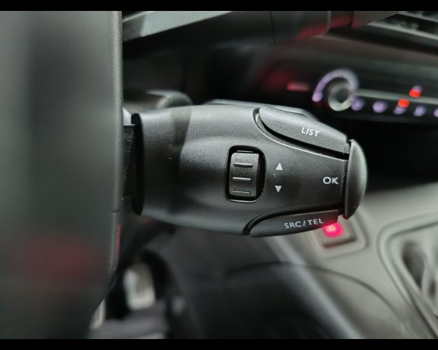 PEUGEOT Rifter usata, con Riconoscimento dei segnali stradali