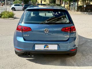 VOLKSWAGEN Golf usata, con Autoradio