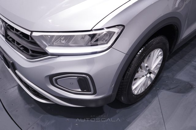 VOLKSWAGEN T-Roc usata 31