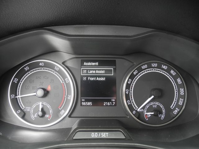 SKODA Kamiq usata, con Fari LED