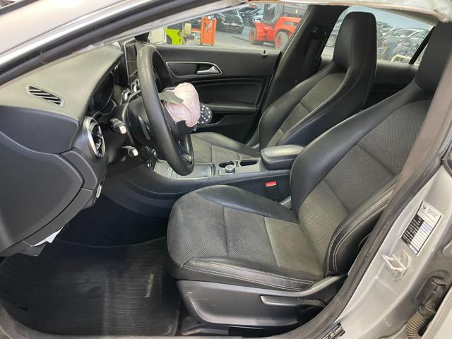 MERCEDES-BENZ CLA 180 usata, con Fendinebbia