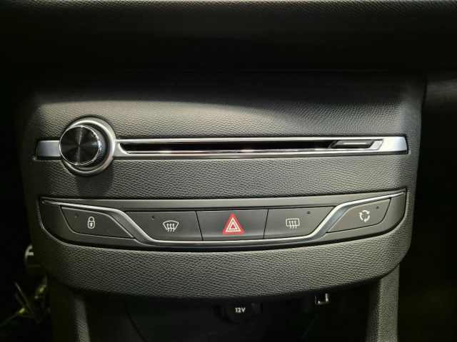 PEUGEOT 308 usata, con Controllo elettronico della corsia