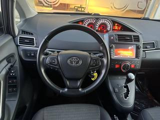 TOYOTA Verso usata, con Servosterzo