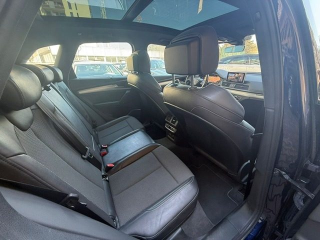 AUDI Q5 usata, con Park Distance Control