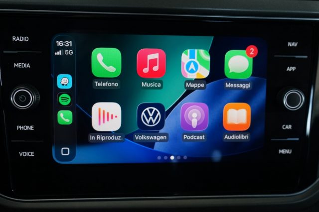 VOLKSWAGEN T-Roc usata, con Cruise Control
