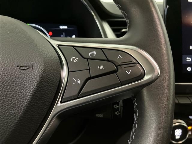 RENAULT Captur usata, con Sensori di parcheggio anteriori