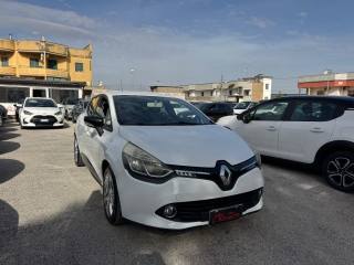 RENAULT Clio usata, con Airbag laterali