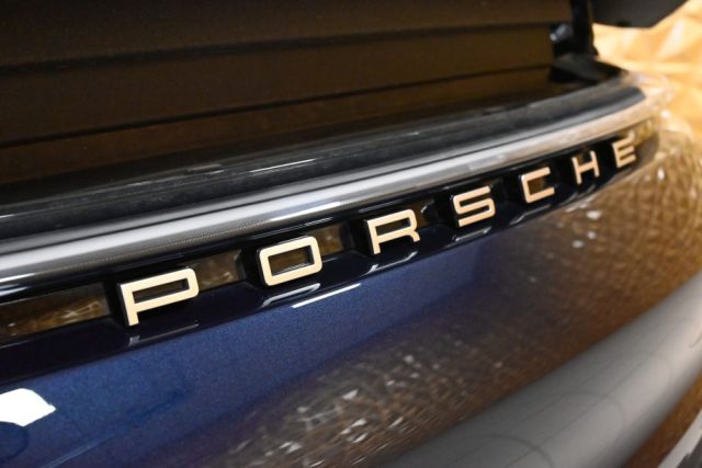 PORSCHE 992 usata 112