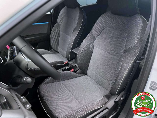 RENAULT Captur usata, con Autoradio